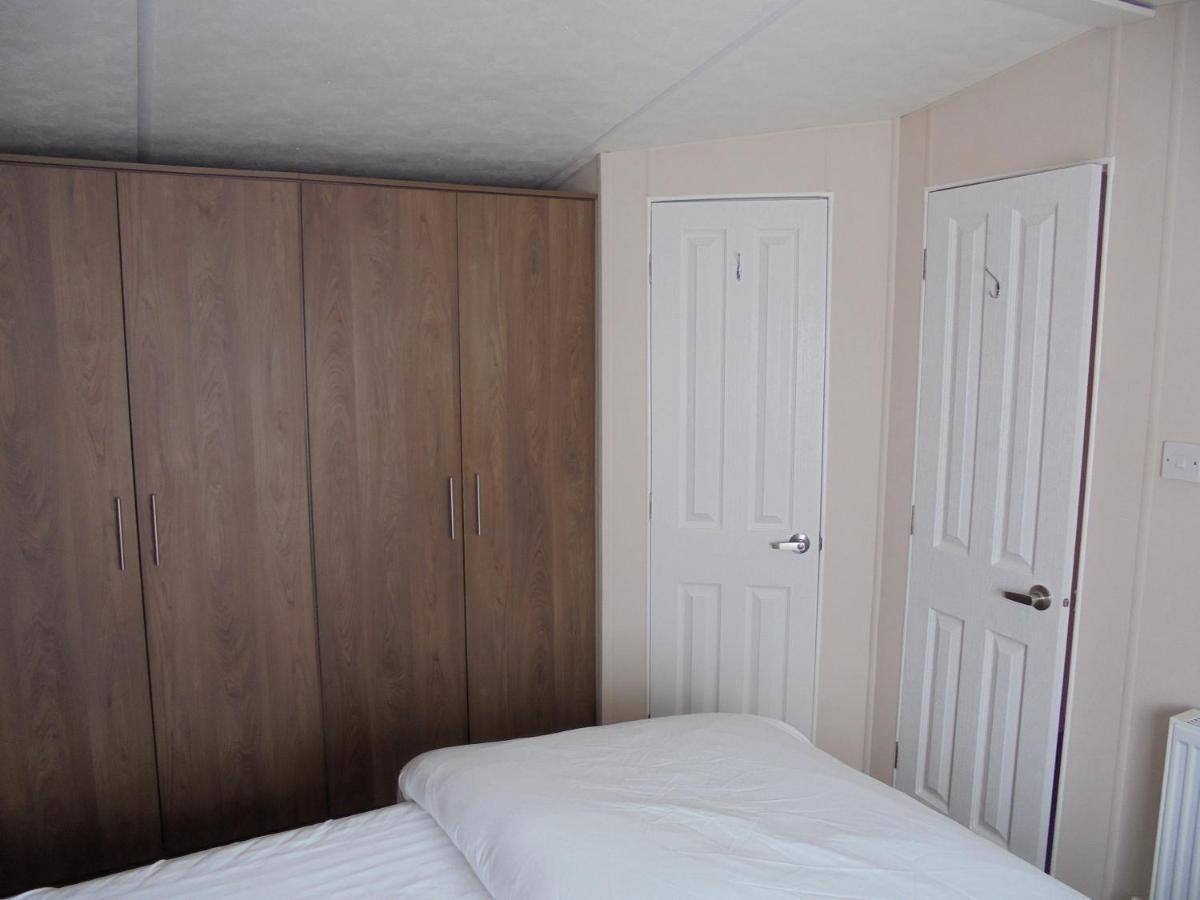 Kingfisher : Seabreeze:- 6 Berth, Enclosed Veranda, Close To Site Shop Ingoldmells Exterior photo